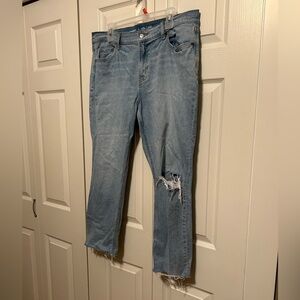 Old Navy Mid Rise Boyfriend Jeans